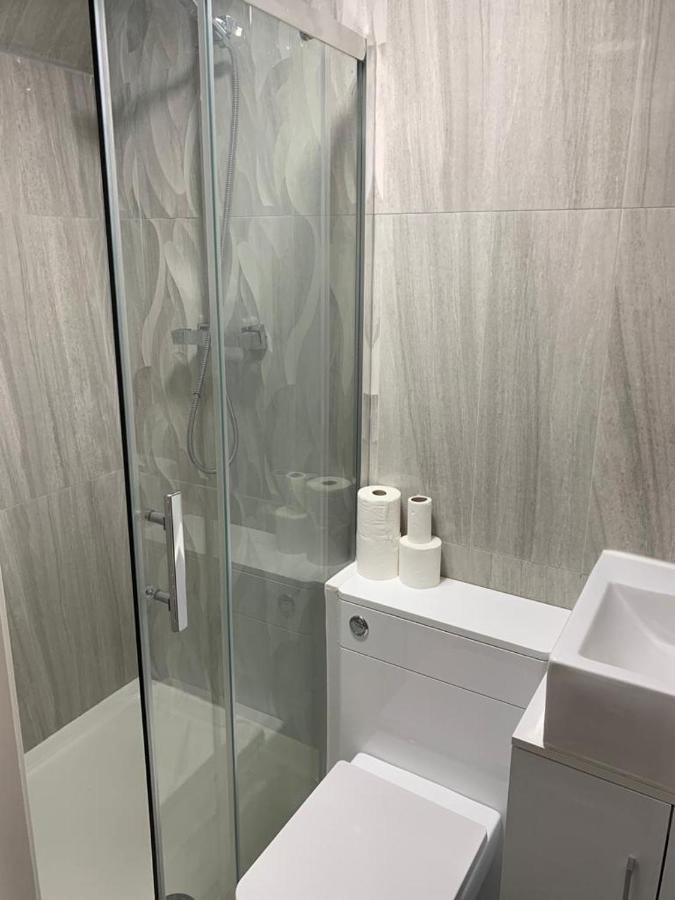 Uk Holiday Apartments 6 Бирмингем Экстерьер фото