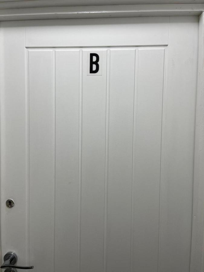 Uk Holiday Apartments 6 Бирмингем Экстерьер фото