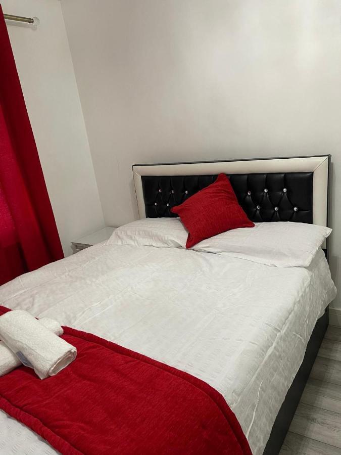 Uk Holiday Apartments 6 Бирмингем Экстерьер фото