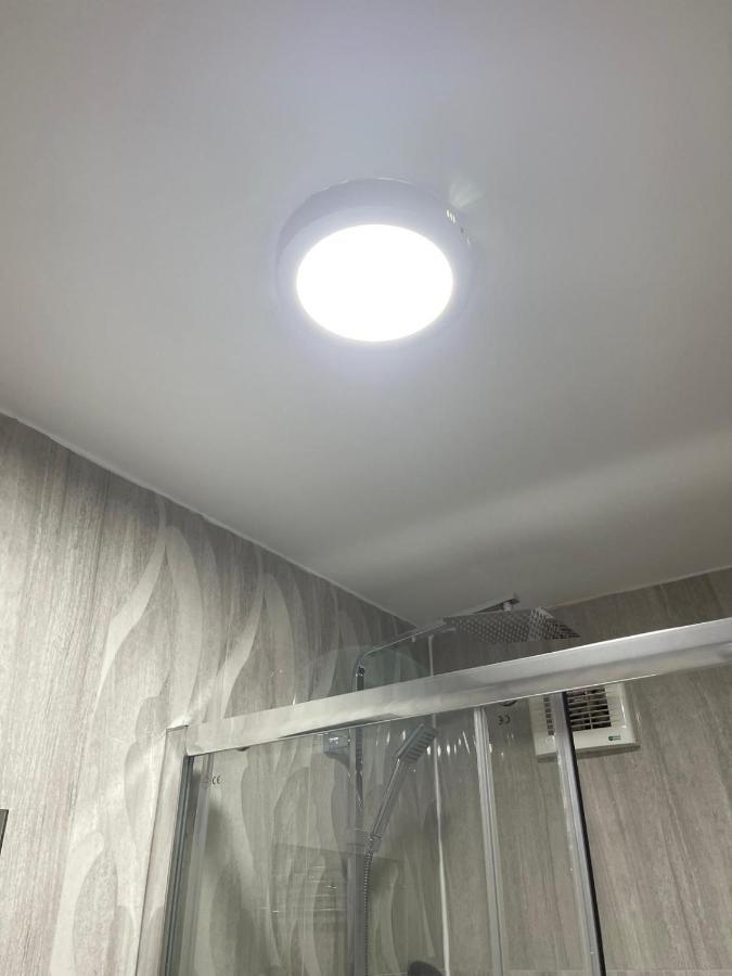 Uk Holiday Apartments 6 Бирмингем Экстерьер фото